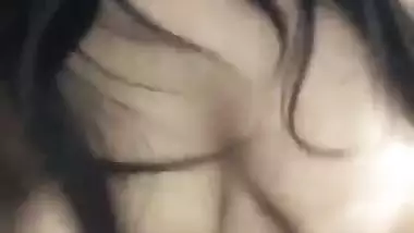 Srilankan virgin girl sucking her big boobs MMS