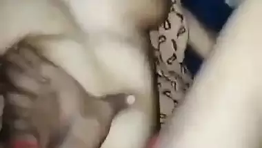 Pervert fucks his stepsister’s hairy pussy in desi MMS