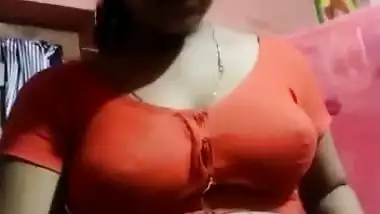 Cute Bengali Wife Showing Boobs On Cam free sex video