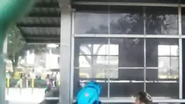 Bus Stop Ke Piche Blowjob And Boobs Kiss free sex video