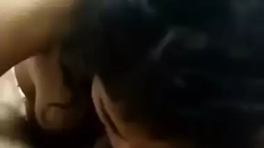 Indian babe services guy giving him a blowjob in amateur sex video