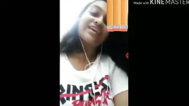 Hot desi GF showing yummy boobs