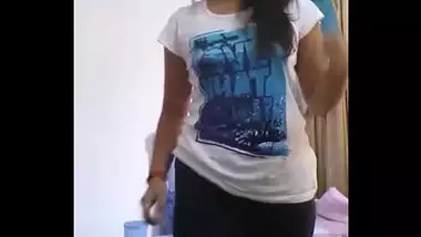 Xxux Xxvxc - Sexy Tamil College Girl Exposing Without Clothes free sex video