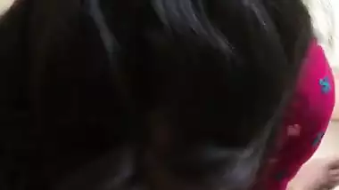 Desi Bhabhi gives a desi blowjob to fuck in the doggy style