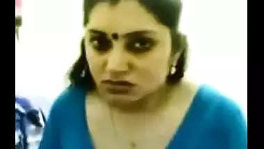 380px x 214px - Aged Surat Indian Aunty Sex Video With Neighbour free sex video