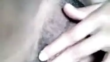 Fingers are a good thing to satisfy beautiful Indian girl's pussy