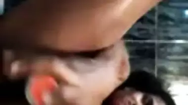 Horny Desi XXX bitch masturbating pussy with bottle video MMS
