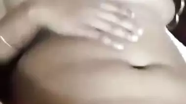 Cheating Bhabhi has fun with her house owner
