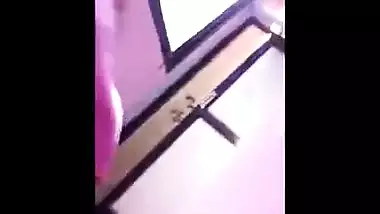Desi mms home sex scandal of South Indian college hotty