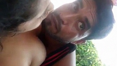 380px x 214px - Dehati Desi Couple From Bhopal Outdoor Sex Video free sex video