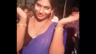 Guntur Record Dance On Road free sex video