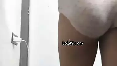 Small boobs showing xxx cam girl in nude hot live