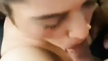 Hot model gives an Indian blowjob to her lover