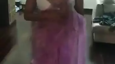 Lady strips and gives an Indian blowjob to her boss