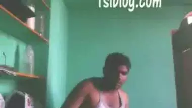 Videos Db Xxx Docm Hd indian porn tube at Indianpornvideos.me
