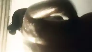 Maya chechi bathing video