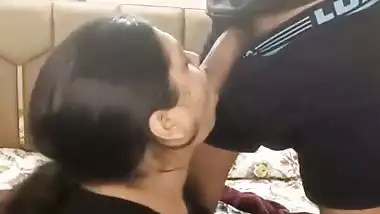 Newly married chubby wife naked cam sex with husband