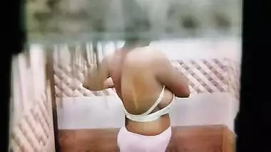 Neighbor peeps bhabhi bathing through window