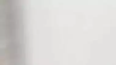 Indian slut doesn't know private shower video becomes public domain