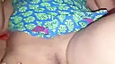 Vids Ladki Ki Yoni Se Pani Nikalti Hui Sexy Video Hd indian porn tube at  Indianpornvideos.me