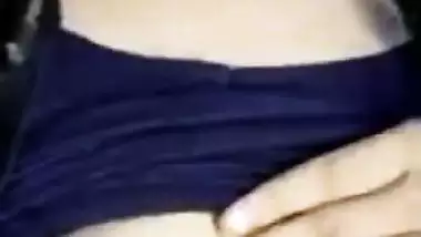 Cat eyes girls boobs show to lover on video call