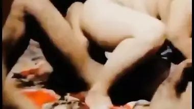 Busty Indian mom sex with dad caught by son