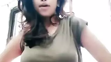 Xxxbideeo - Huge Boob Desi Babe With Bra Bouncing Inside Tshirt free sex video