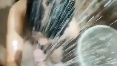 Blowjob under show by horny submissive desi girl